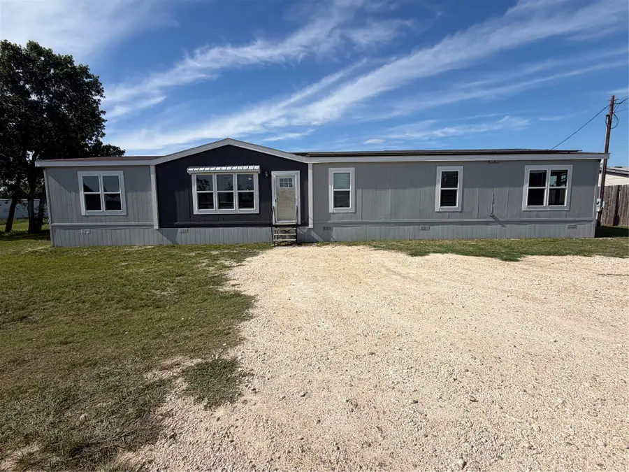 516 Glendale Drive, Godley, TX 76044 - #3