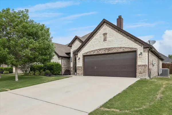 124 Camouflage Circle, Willow Park, TX 76008