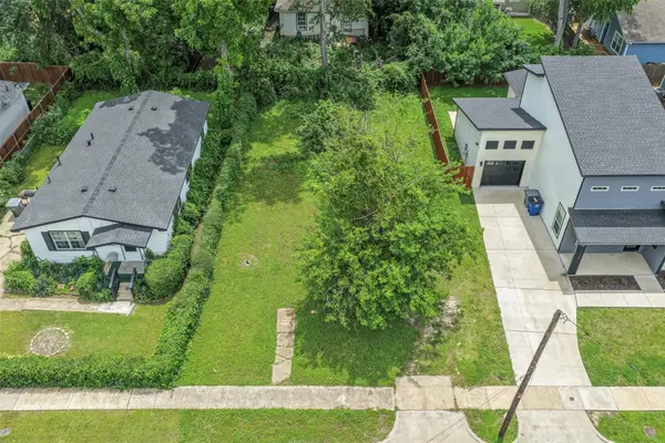 1726 Kraft Street, Dallas, TX 75212