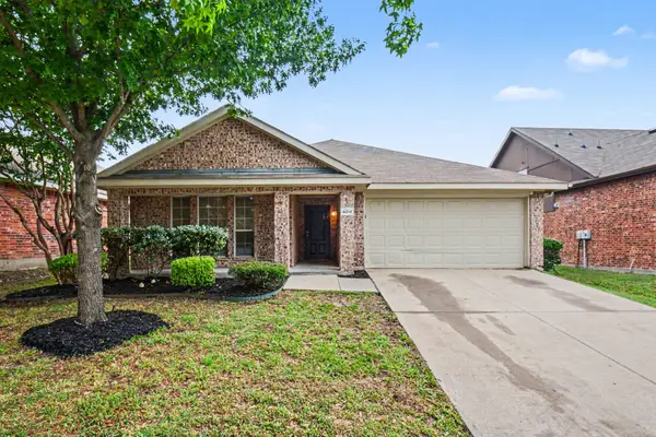4014 Red Rock Drive, Heartland, TX 75126