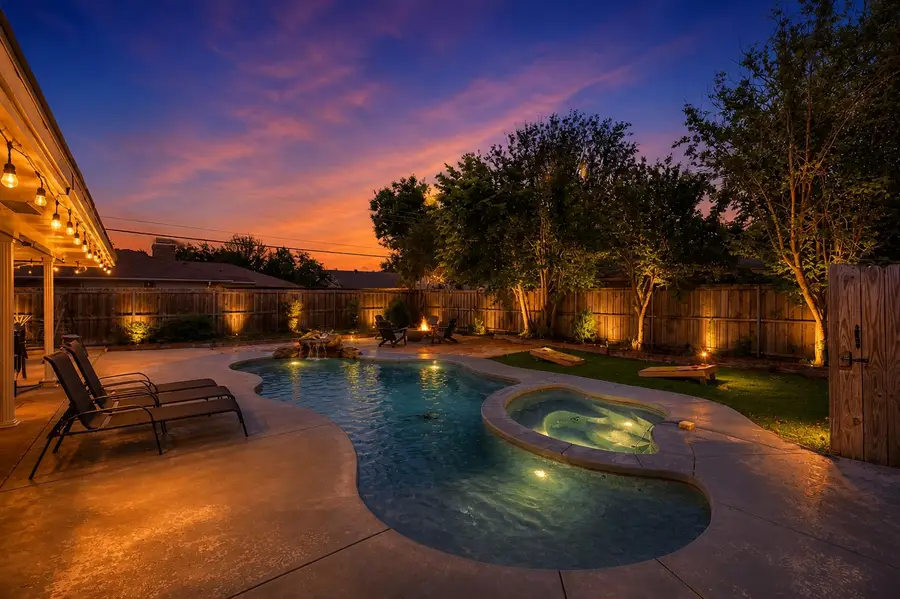 1906 Surrey Circle, Grand Prairie, TX 75050 - #2
