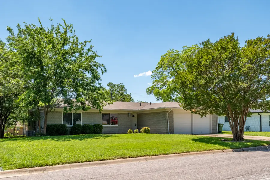 7024 Shauna Drive, North Richland Hills, TX 76180 - #2