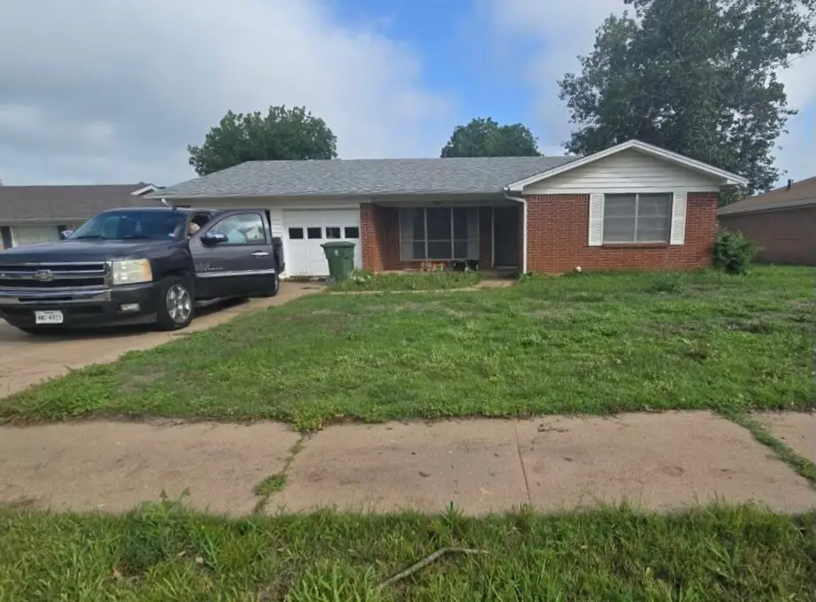 4208 Kingsbury Drive, Wichita Falls, TX 76309 - #1