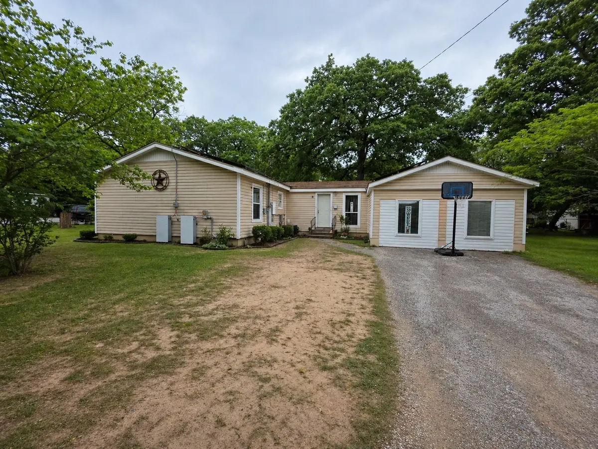 500 Pine Oak Drive, Athens, TX 75751 - #1