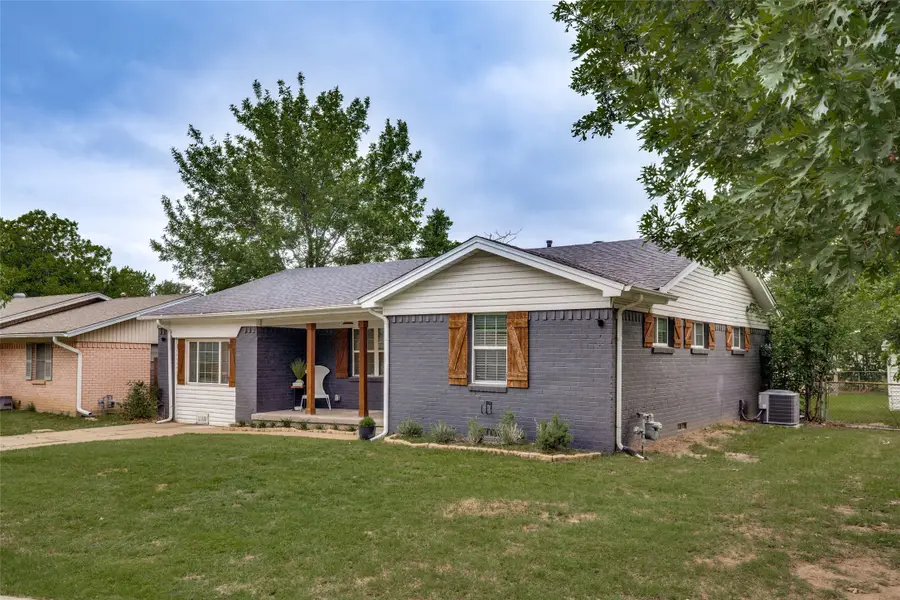 535 Northside Avenue, Lewisville, TX 75057 - #3