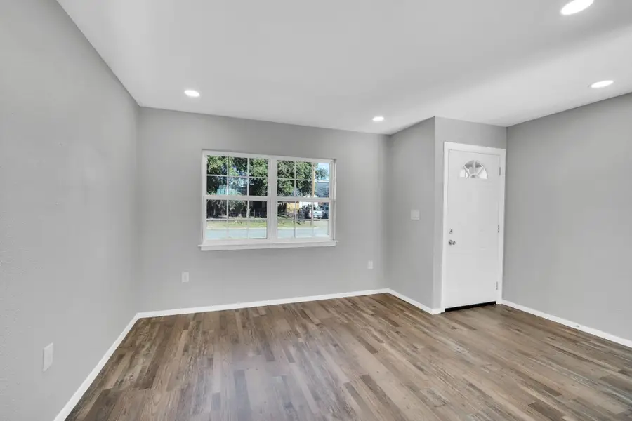 3450 Silverhill Drive, Dallas, TX 75241 - #2