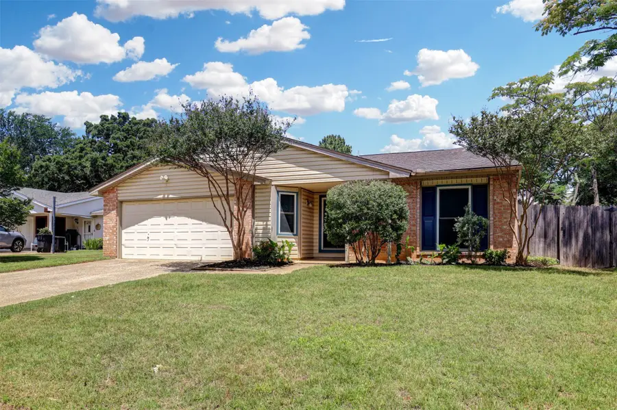 500 Moss Hill Lane, Euless, TX 76039 - #2