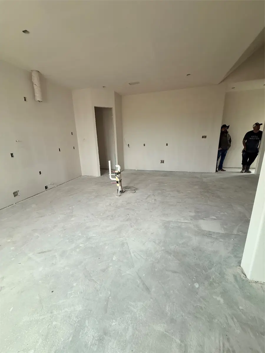 215 Regina Street, San Antonio Central, TX 75452 - #2
