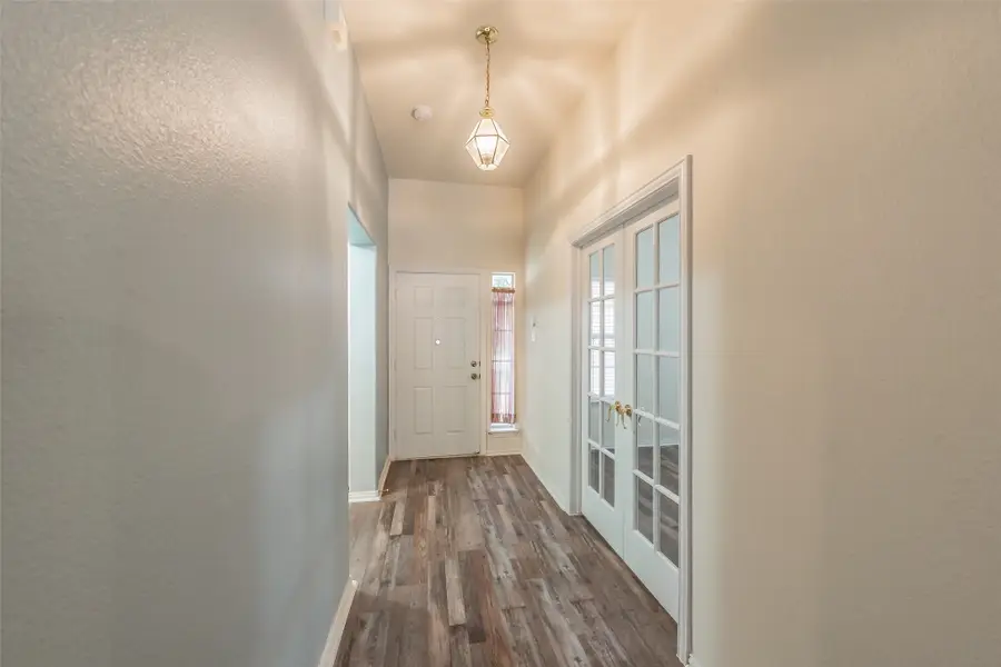 3917 Larkspur Drive, Haltom City, TX 76137 - #2