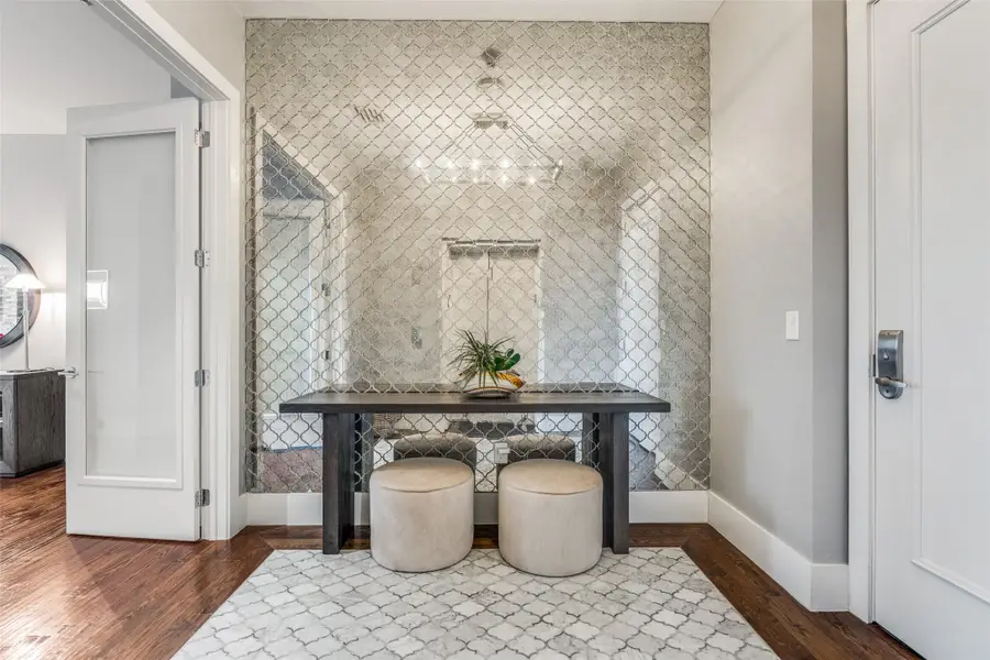 2300 Wolf Street #10-D, Dallas, TX 75201 - #3