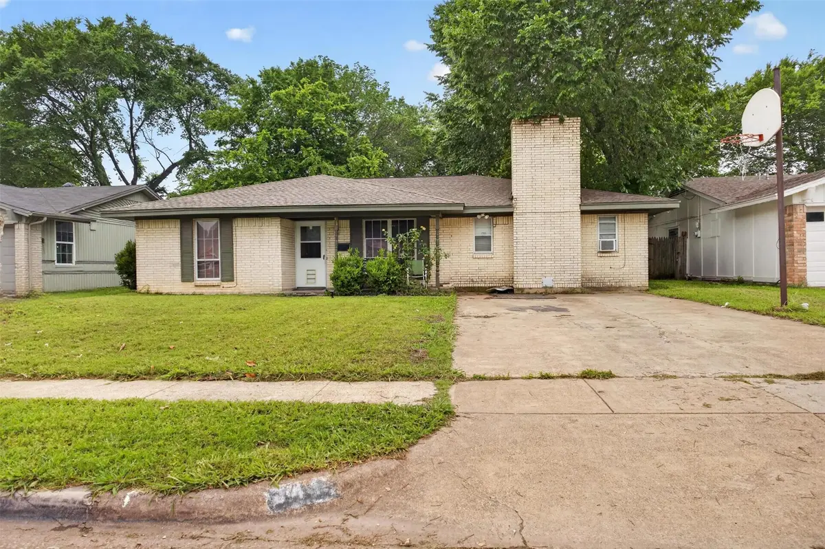 341 Blueberry Lane, Grand Prairie, TX 75052 - #1
