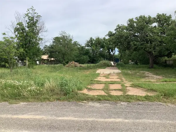 1007 W 12th Street, Cisco, TX 76437