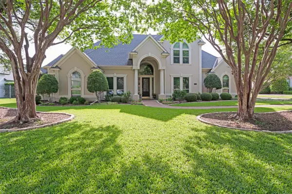 1420 Bent Trail Circle, Southlake, TX 76092
