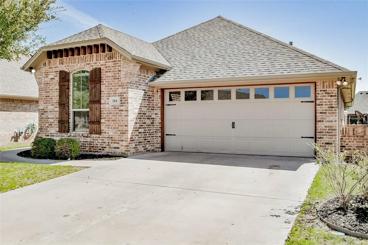 204 Captains Court, Granbury, TX 76049 - #1