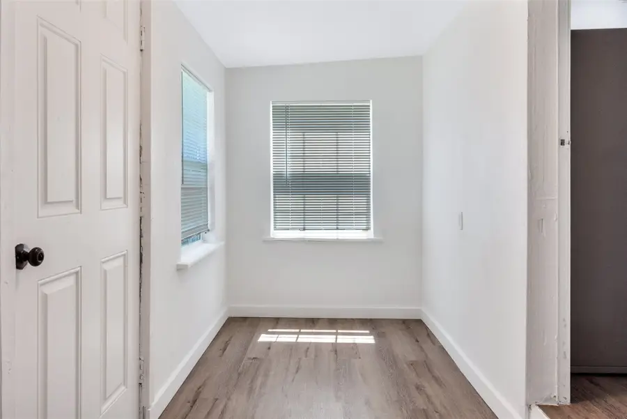 107 E 11th, Kemp, TX 75143 - #2