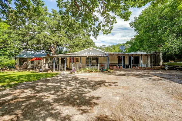 355 Armadillo Lane, Gordon, TX 76453