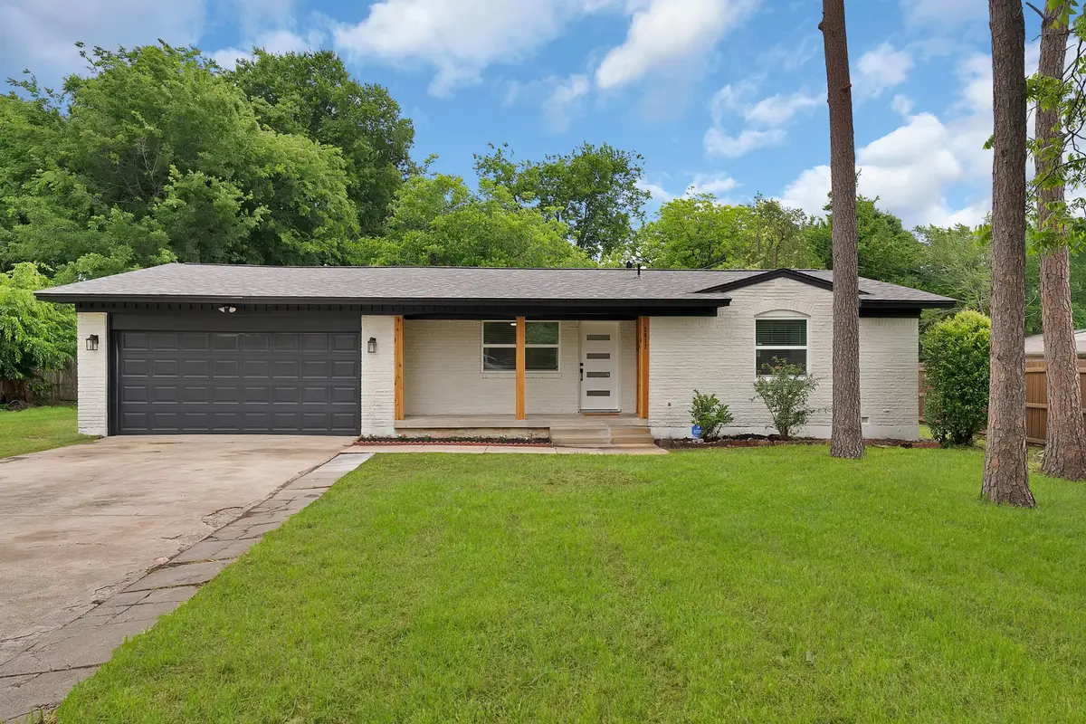 2013 Monaco Court, Arlington, TX 76010 - #1