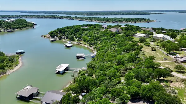 2007 Deepwater Road, Brownwood, TX 76801