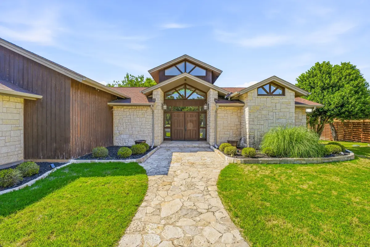 624 Williamsburg Court, Granbury, TX 76048 - #1