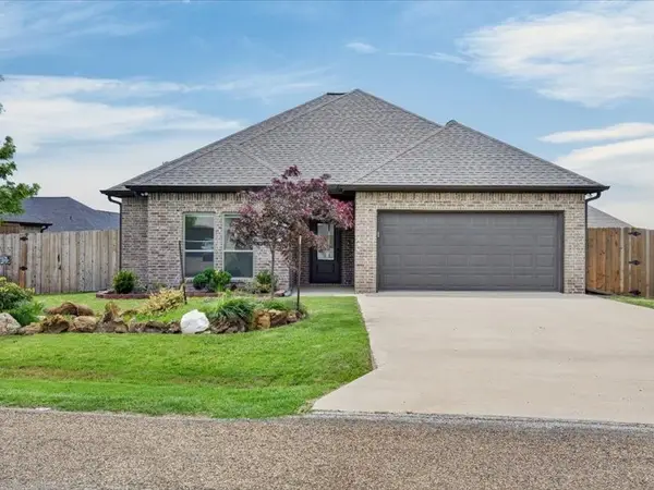 2112 Cole Street, Mabank, TX 75147