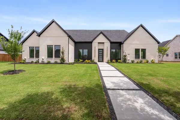 1006 Devonshire Drive N, Forney, TX 75126