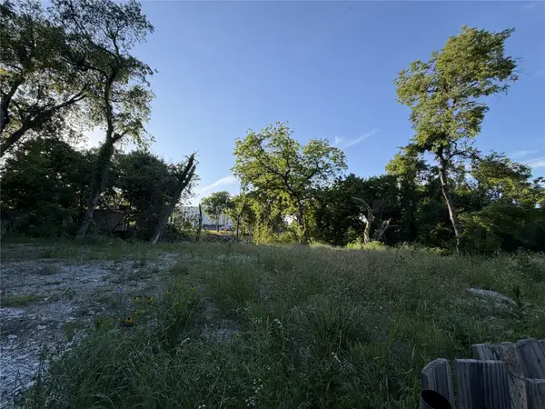 1615 Sicily Street, Dallas, TX 75203