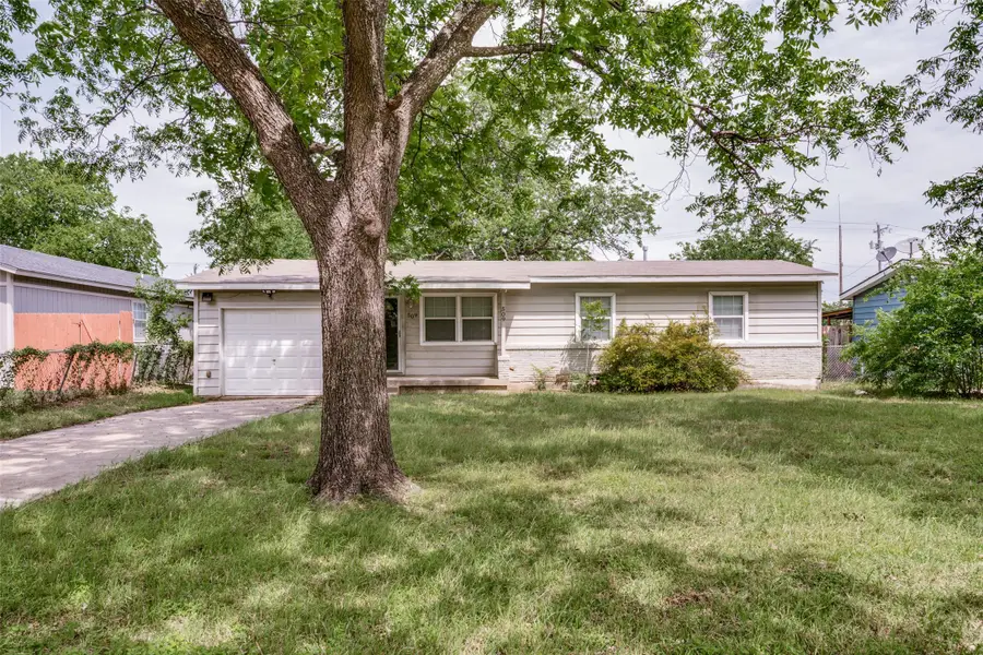 509 Circle Drive, Arlington, TX 76010 - #2