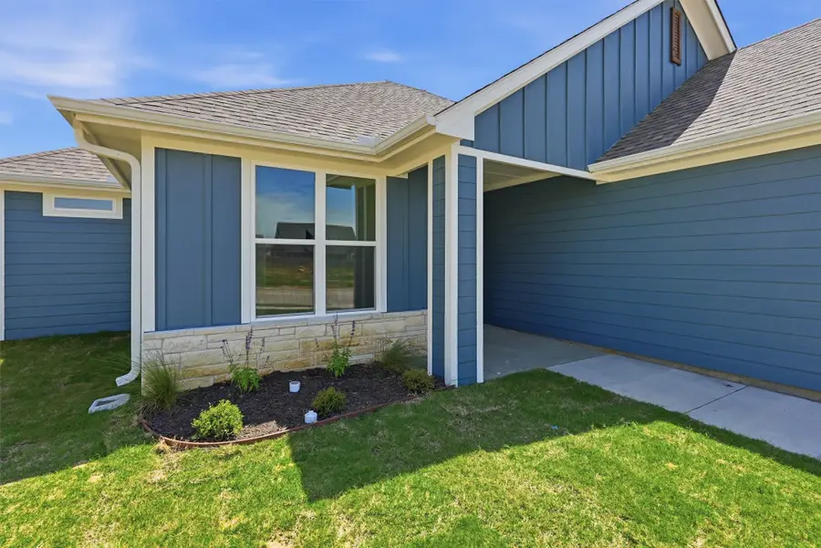 809 Lavender Court, Tolar, TX 76476 - #3