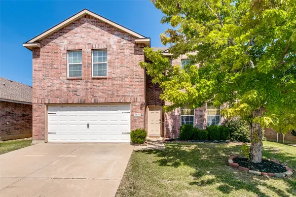 1629 Quails Nest Drive, Fort Worth, TX 76177
