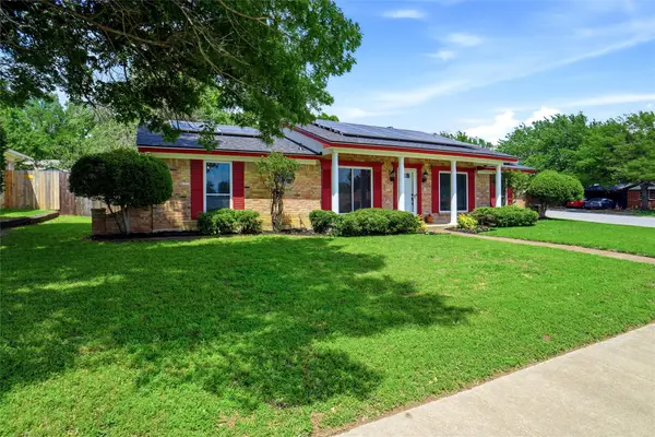 853 Spring Lake Drive, Bedford, TX 76021