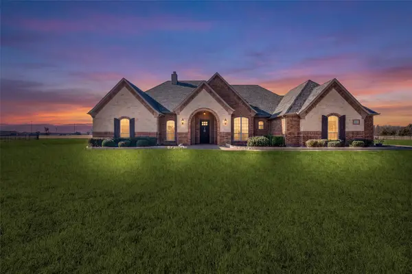 10055 Dorsett Drive, Talty, TX 75126