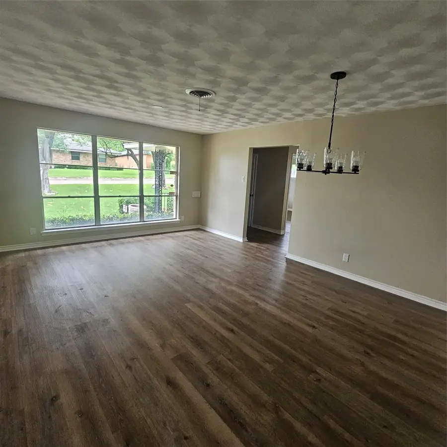 5907 Shady Crest Trail, Dallas, TX 75241 - #3