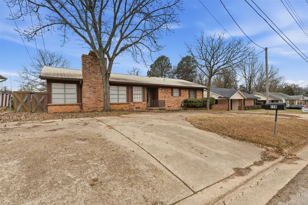 128 Laura Drive, Mineola, TX 75773 - #1