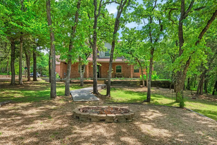 8000 Walnut Drive, Alvarado, TX 76009 - #3