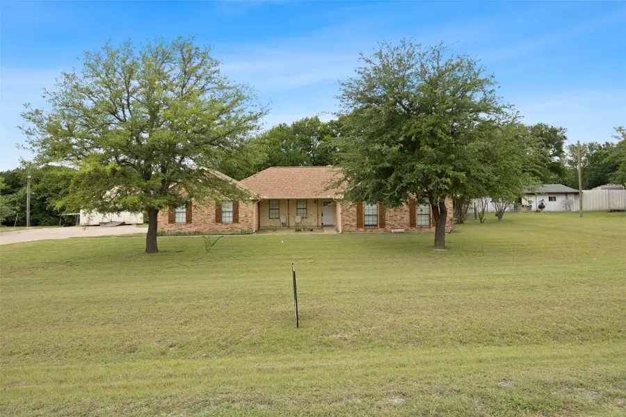 607 Lark Lane, Oak Leaf, TX 75154 - #2