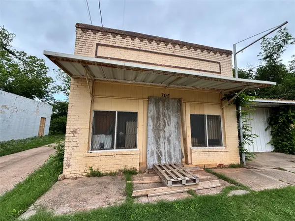 705 N Broadway Street #R, Wichita Falls, TX 76306