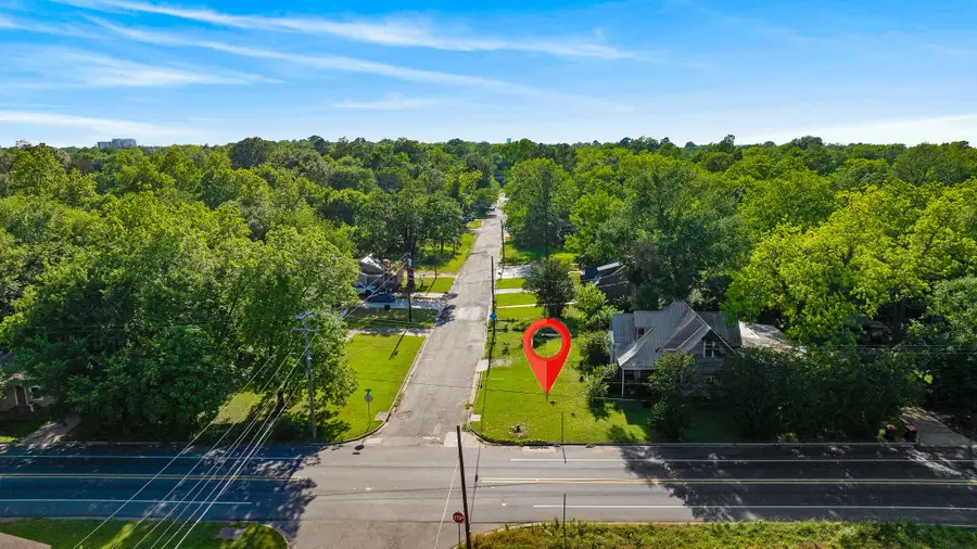 1975 E Cherry, Paris, TX 75460 - #2