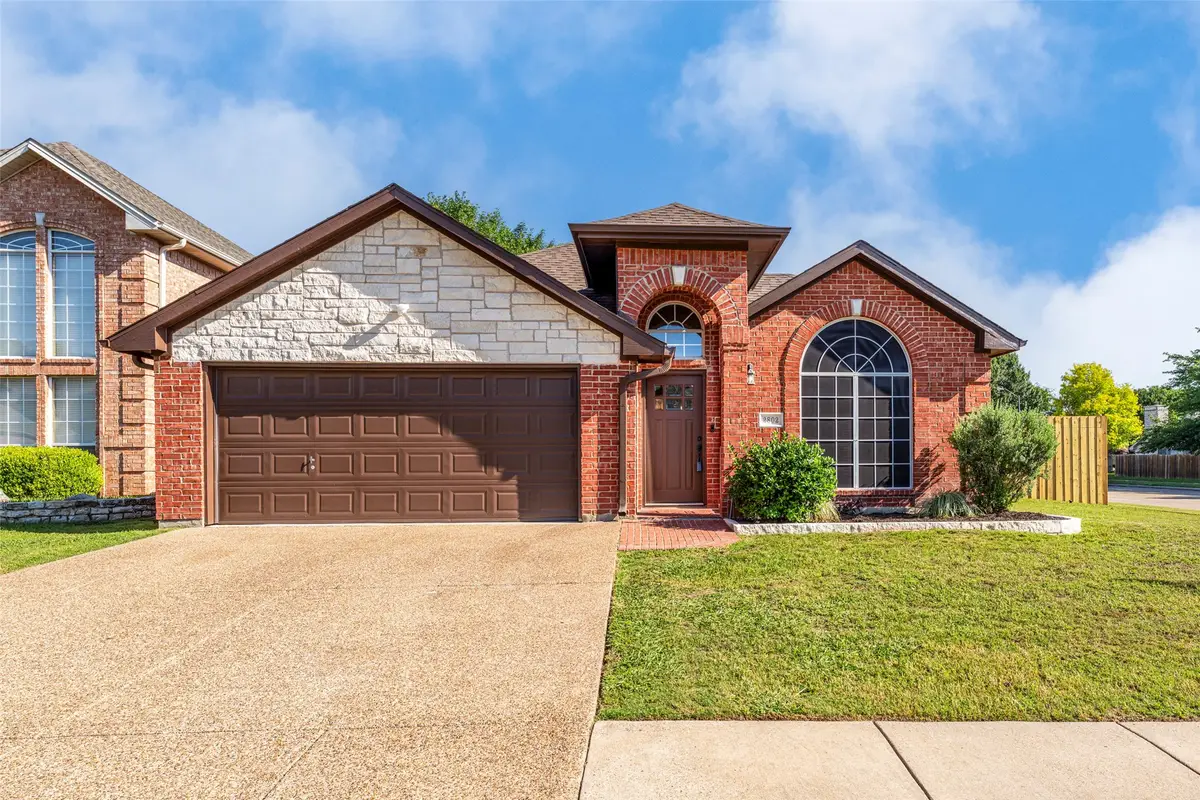 2802 Garden Oaks Place, Grand Prairie, TX 75052 - #1