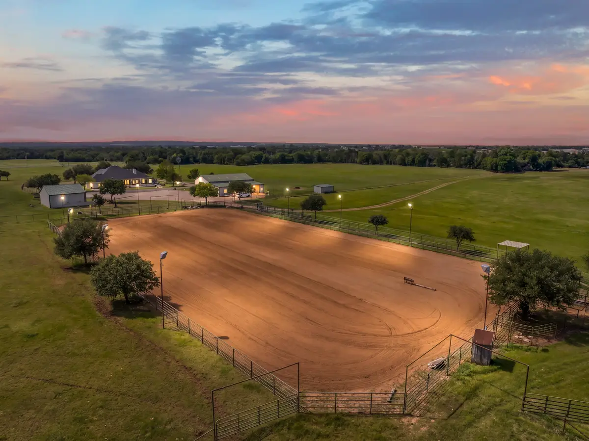 883 N Speegleville Road, Woodway, TX 76712 - #1