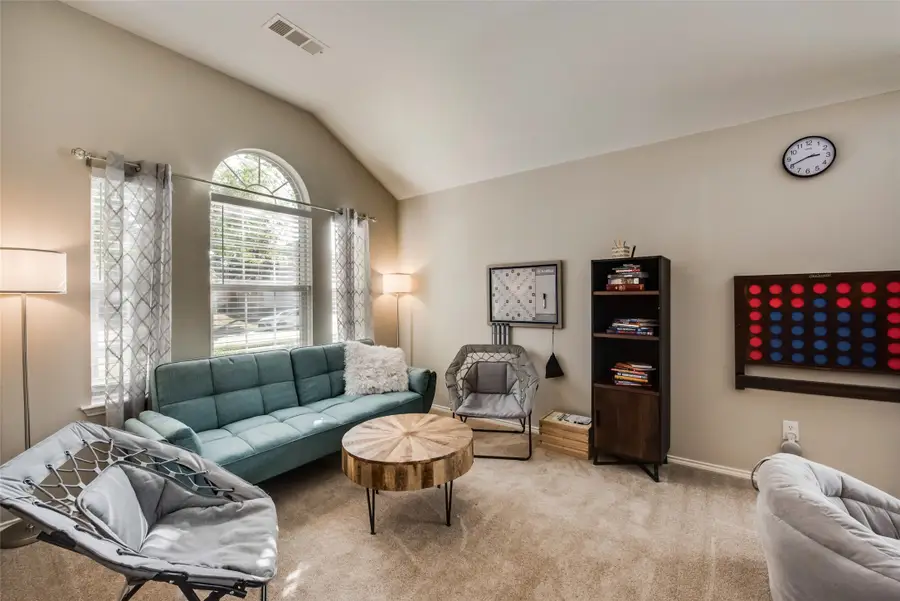 2732 Excalibur Drive, Grand Prairie, TX 75052 - #3