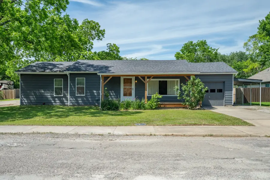 506 Pendleton Street, Farmersville, TX 75442 - #2
