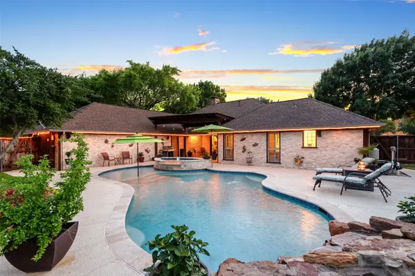 400 Hunters Ridge Circle, Coppell, TX 75019