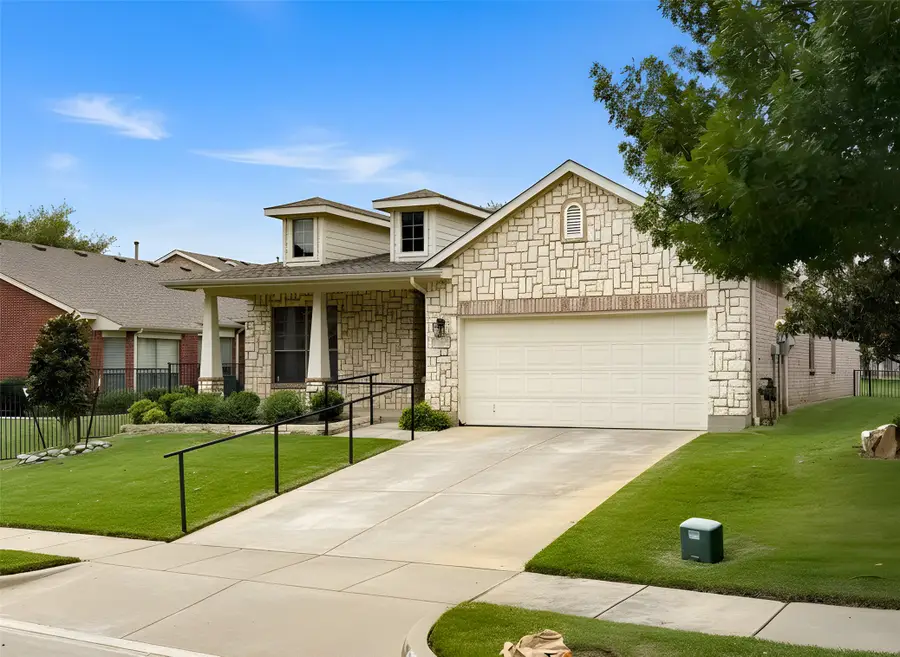 6820 Algarve Drive, Denton, TX 76210 - #3