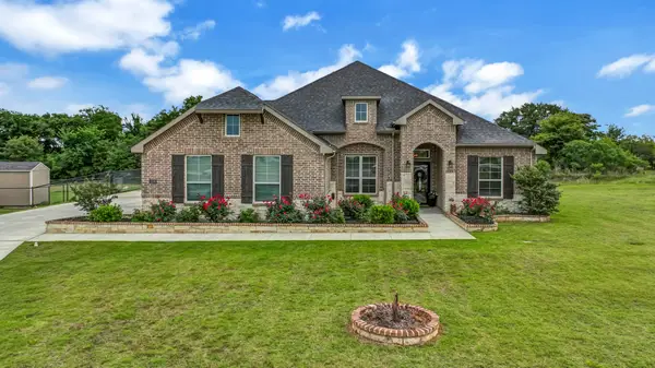 1036 Northern Oaks Court, Springtown, TX 76082