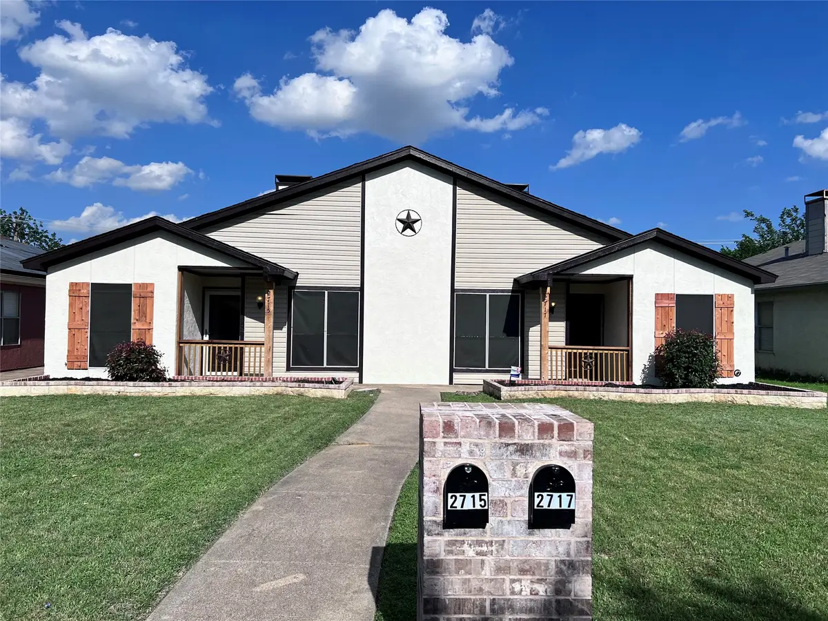 2715/2717 Parkchester Dr, Arlington, TX 76015 - #1