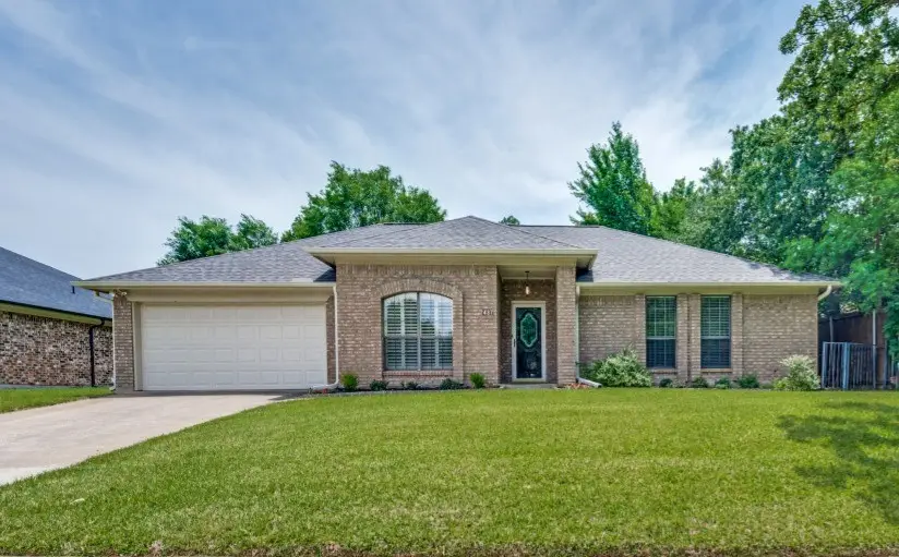 437 Heneretta Drive, Hurst, TX 76054 - #1