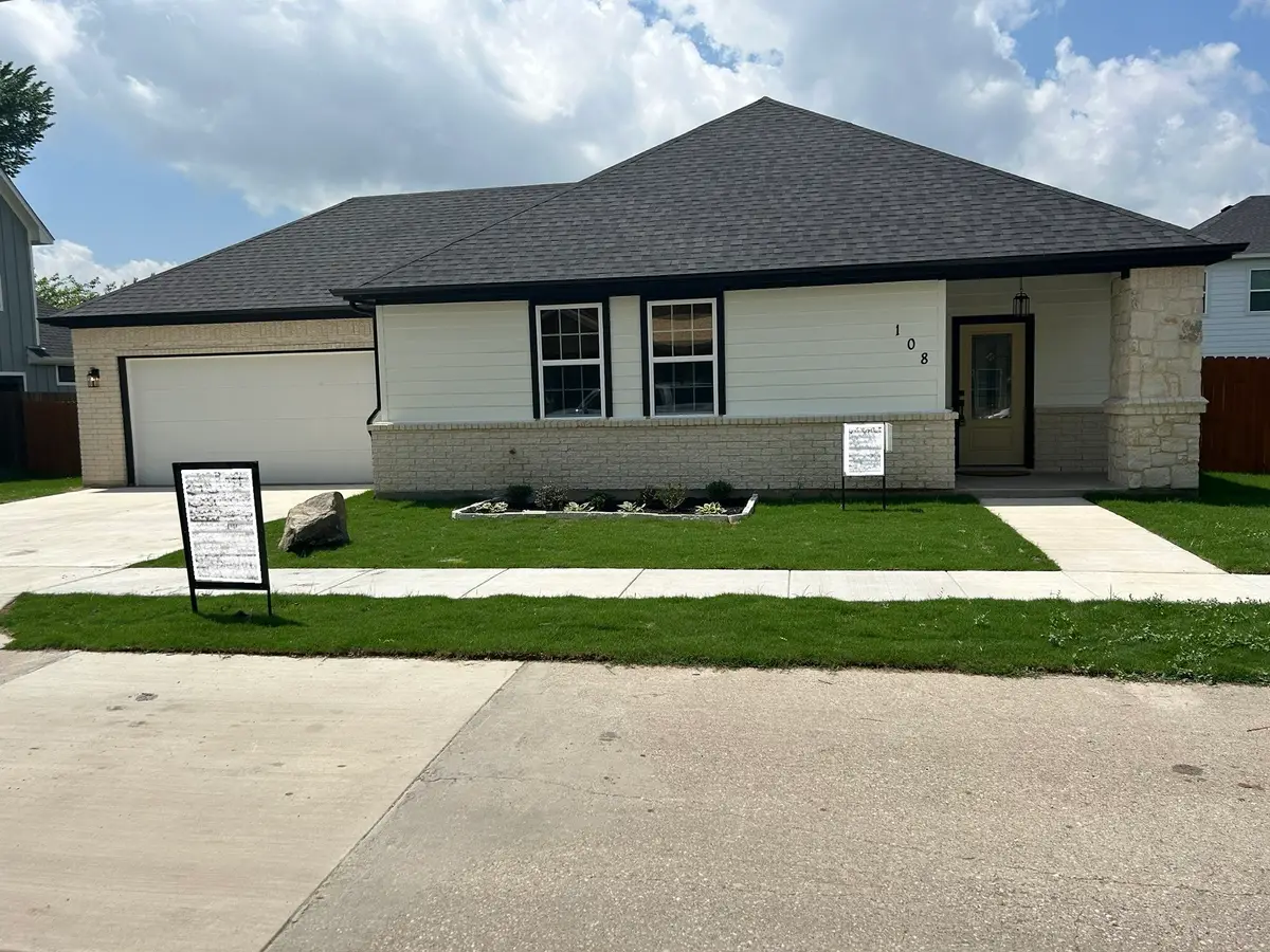 108 Griffin Street, Waxahachie, TX 75165 - #1