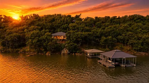 28 Lake Point Drive, Gordon, TX 76453