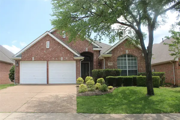 1712 Villa Court, Corinth, TX 76210