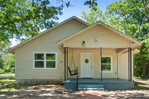 703 N Goodman Avenue, Kerens, TX 75144